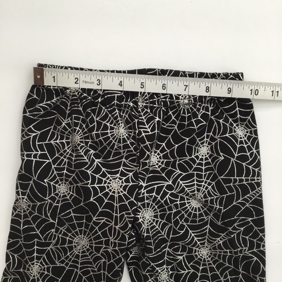 Sparkle Spider Web Halloween Leggings Size M(7-8) EUC - Picture 4 of 6